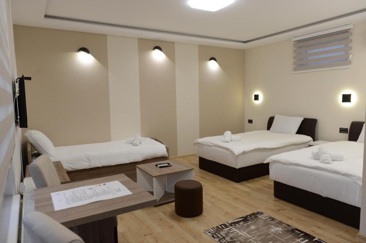 Kovac Residence Zrenjanin Bagian luar foto