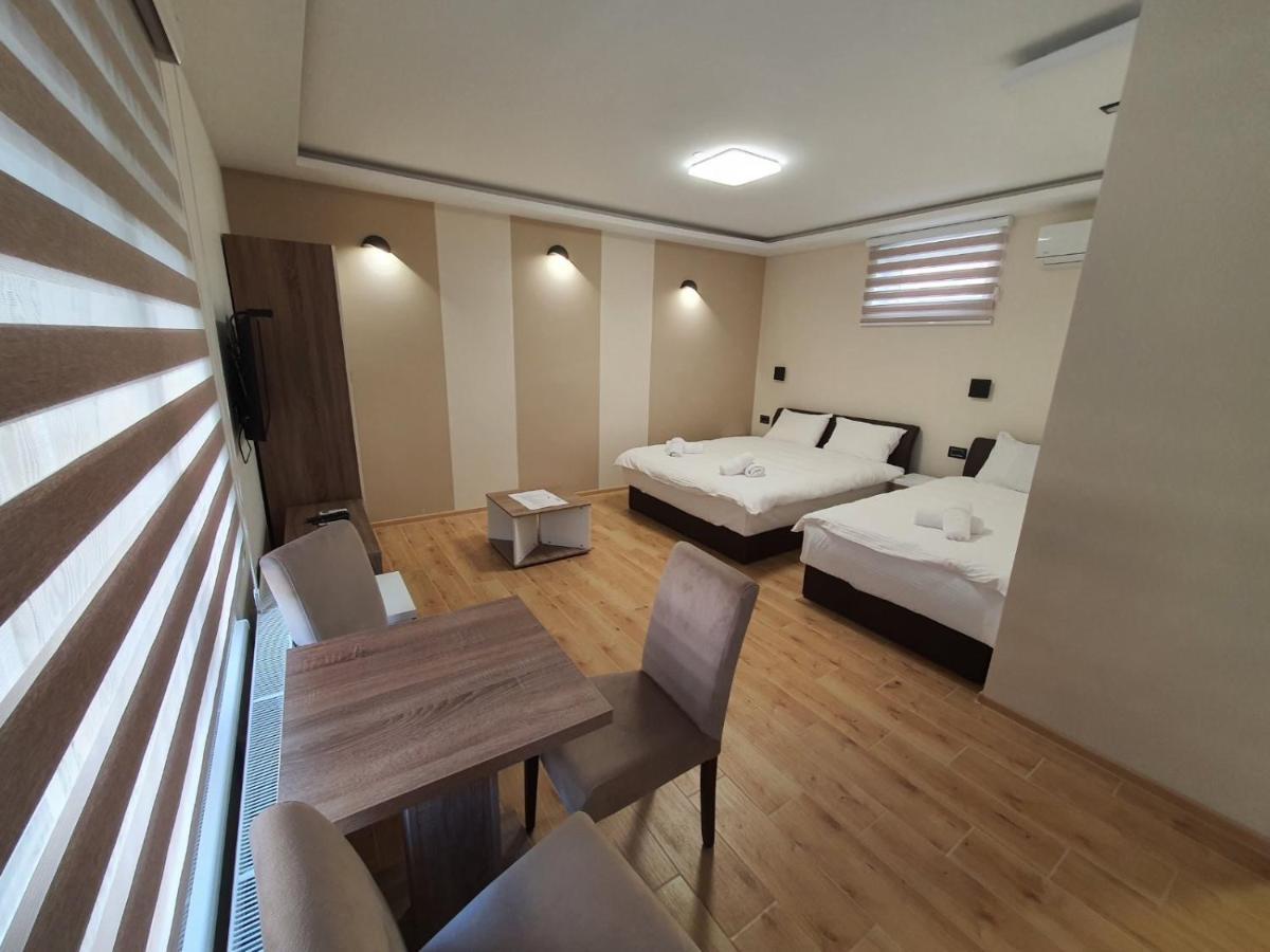 Kovac Residence Zrenjanin Bagian luar foto