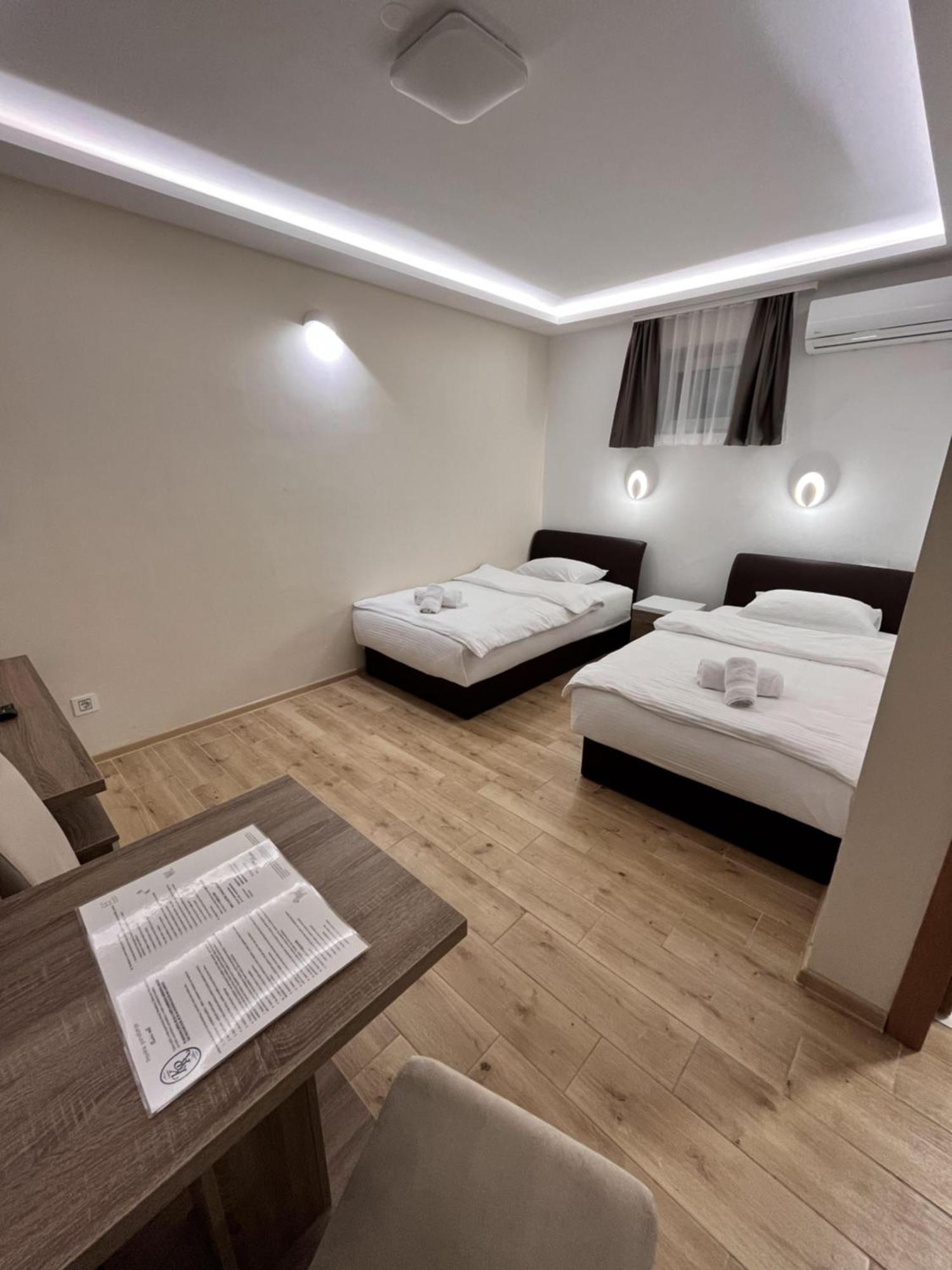 Kovac Residence Zrenjanin Bagian luar foto
