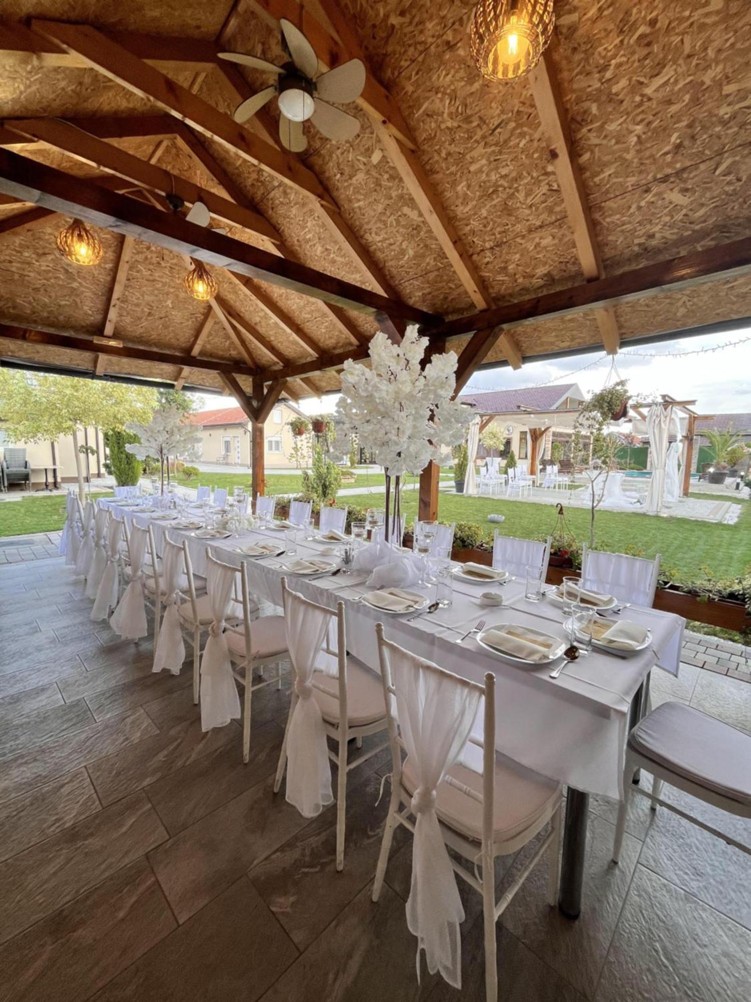 Kovac Residence Zrenjanin Bagian luar foto