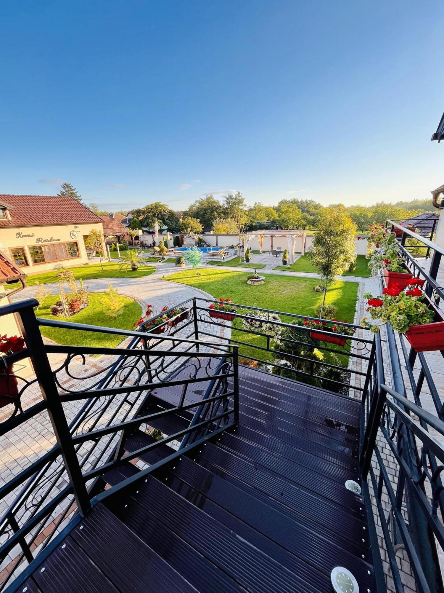 Kovac Residence Zrenjanin Bagian luar foto