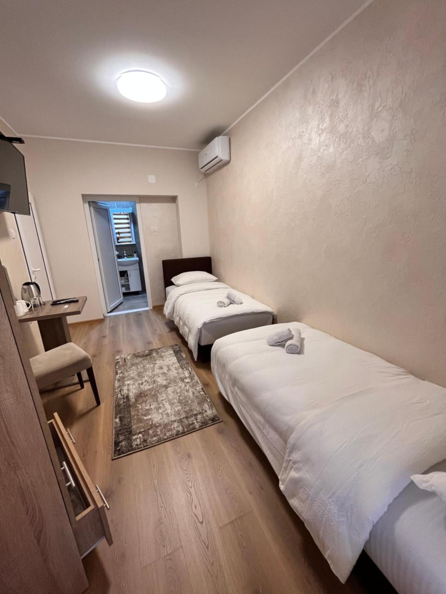 Kovac Residence Zrenjanin Bagian luar foto